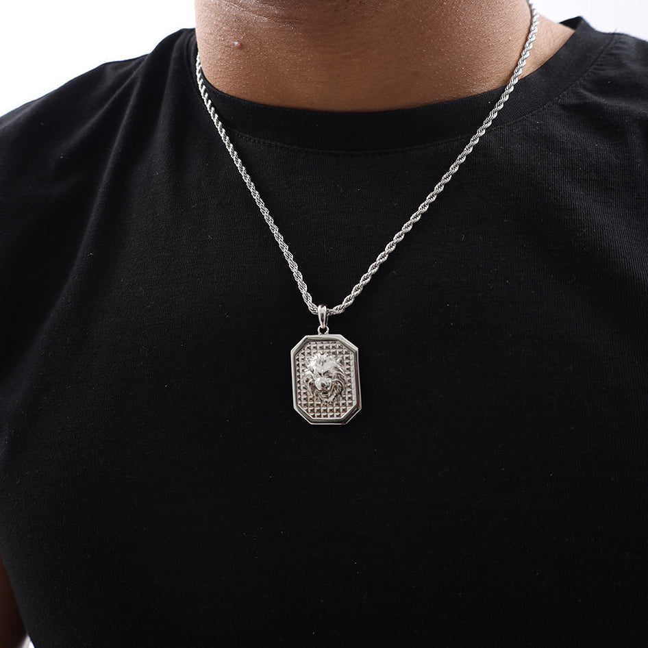 The Lion Plata